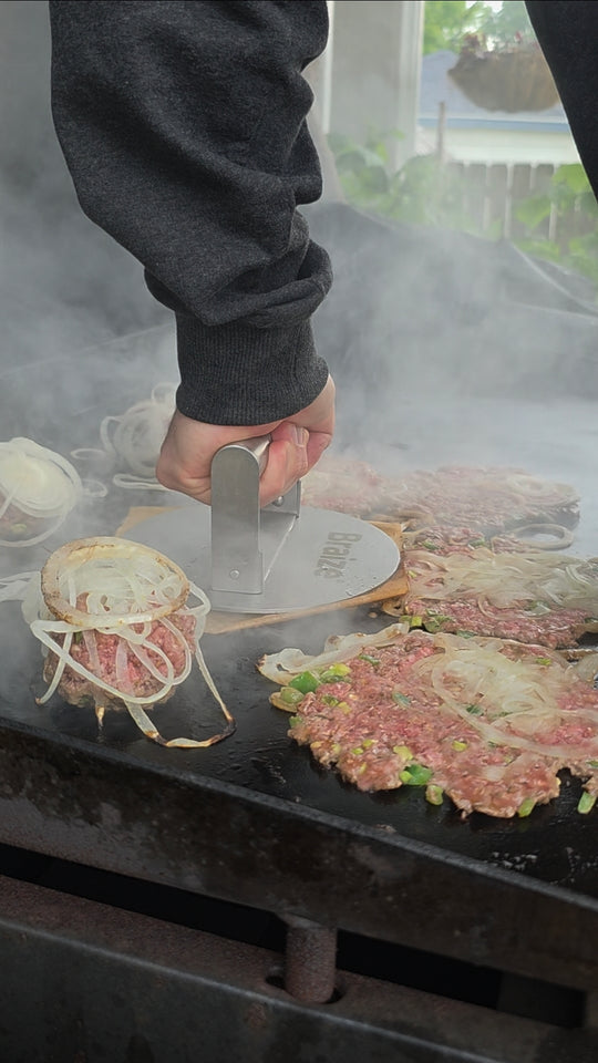 Smash Burger Press Kit Hamburger Press - Folding Handle Allows for Easy Storage - Hamburger Smasher Tool Includes 50 Non-Stick Paper Sheets - Braize BBQ